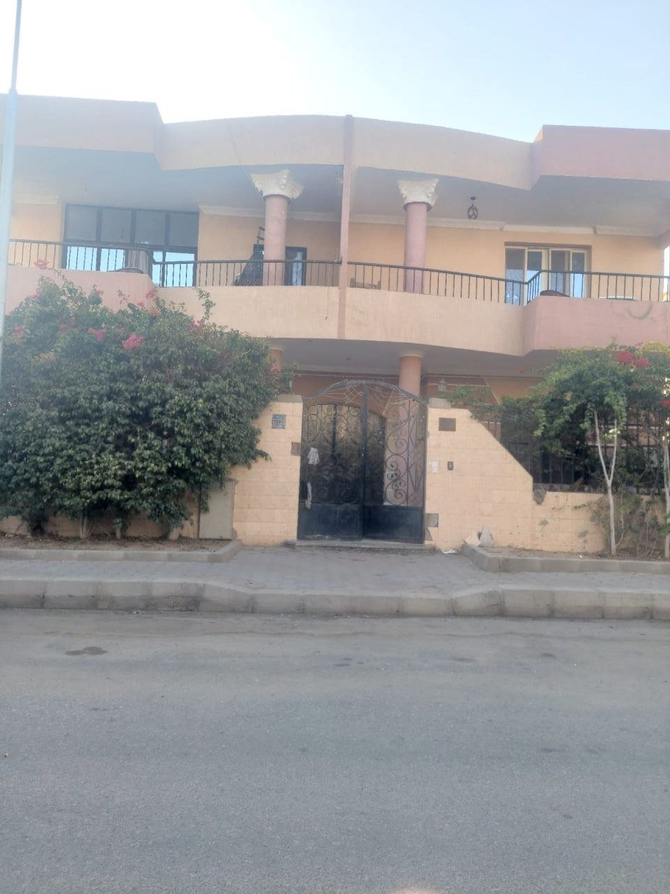 عقار